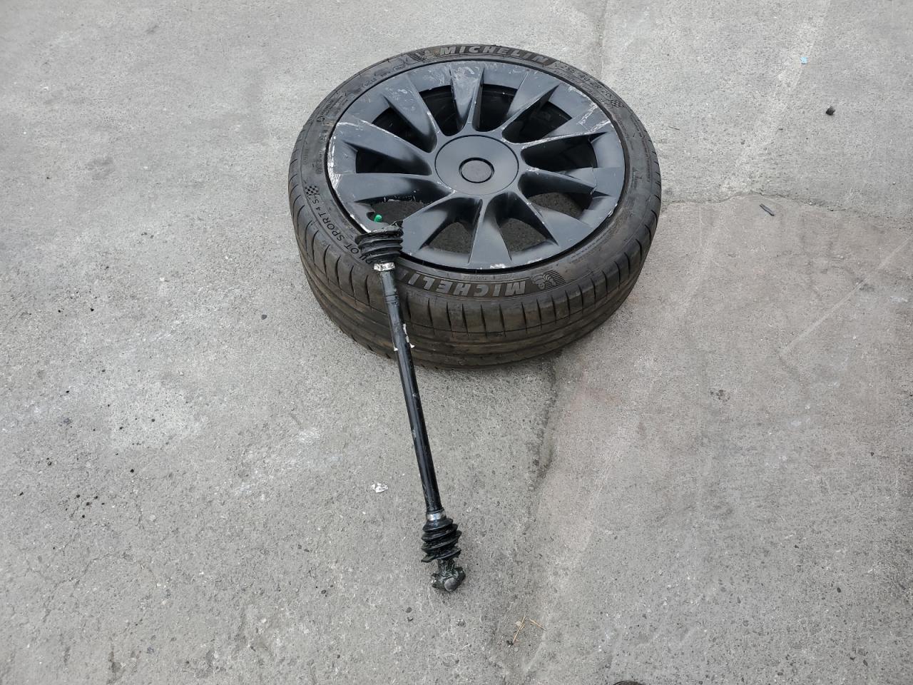 2021 Tesla Model Y VIN: 5YJYGDEE3MF084655 Lot: 53835715