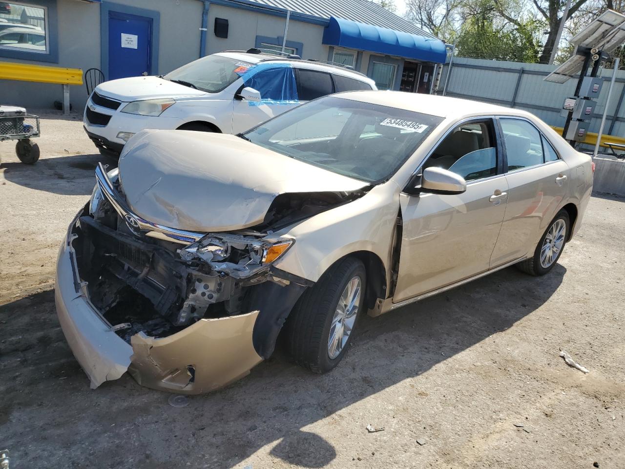 2012 Toyota Camry Base იყიდება Wichita-ში, KS - Front End