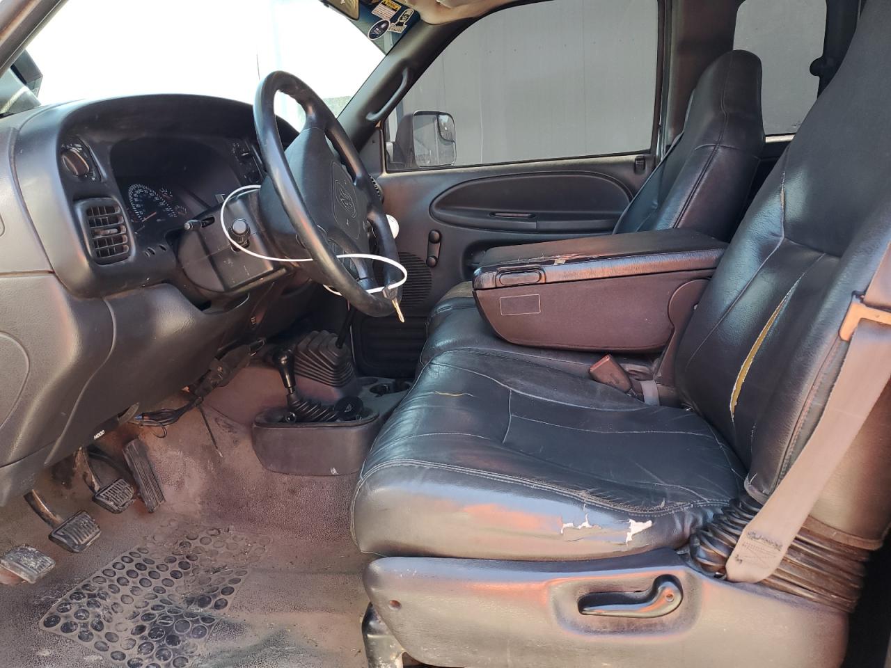1999 Dodge Ram 2500 VIN: 1B7KF2360XJ575741 Lot: 53166725