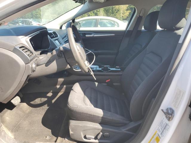  FORD FUSION 2016 Белы