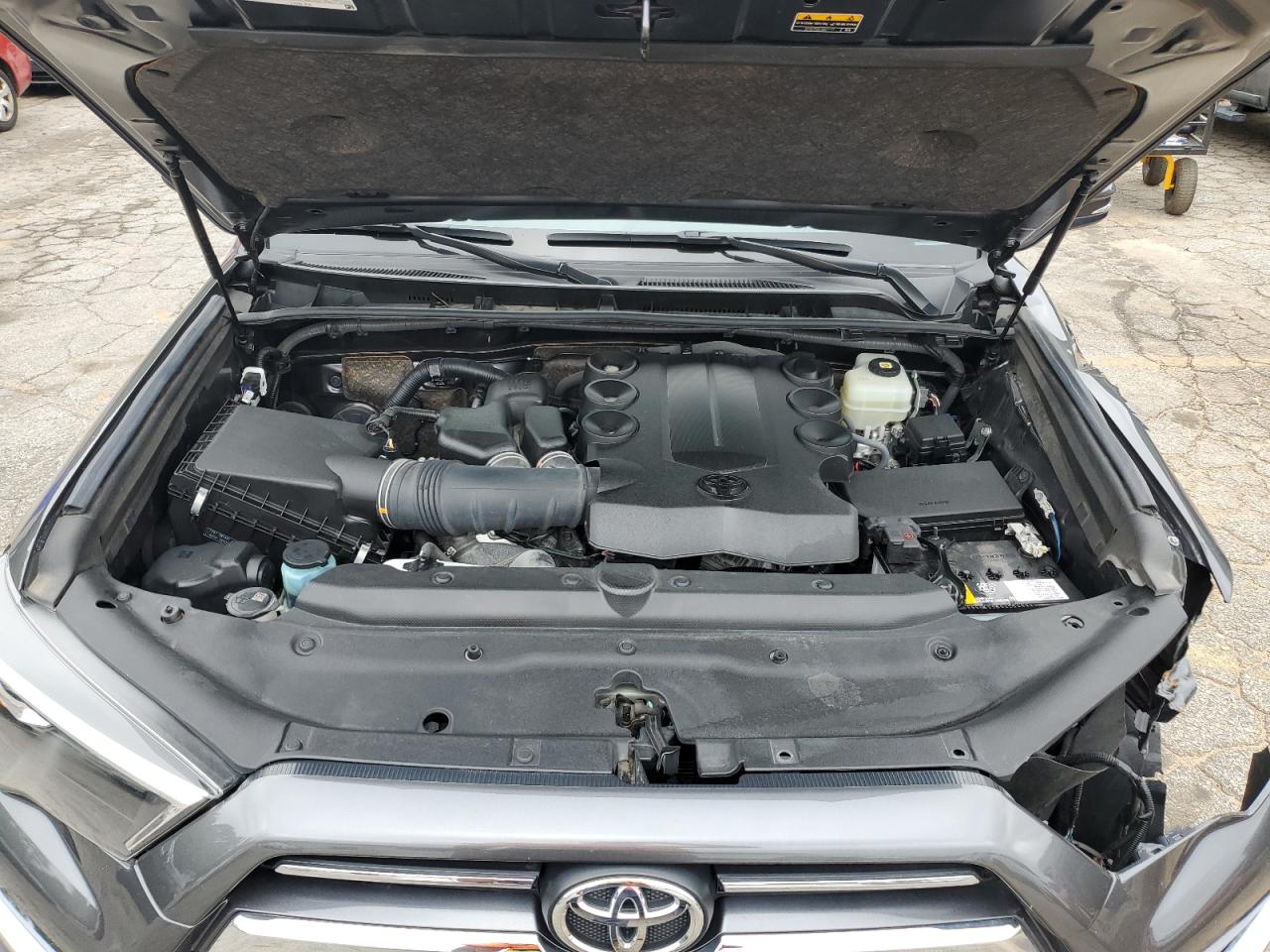 2021 Toyota 4Runner - Image 11