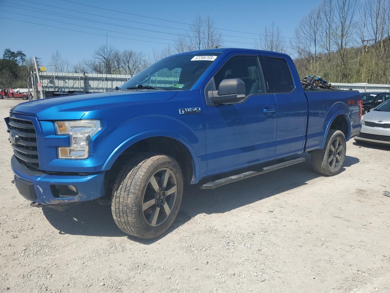 Hurricane, WV에서 판매 중인 2015 Ford F150 Super Cab - Front End
