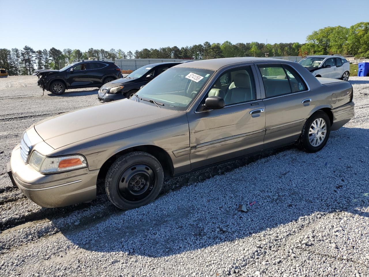 2005 Ford Crown Victoria Lx for Sale in Fairburn, GA - Rear End