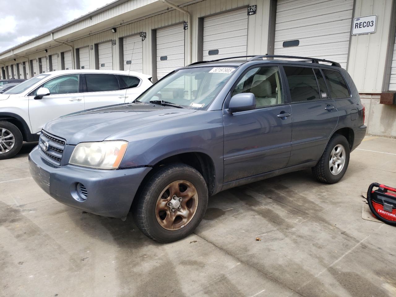 2003 Toyota Highlander for Sale in Louisville, KY - Hail
