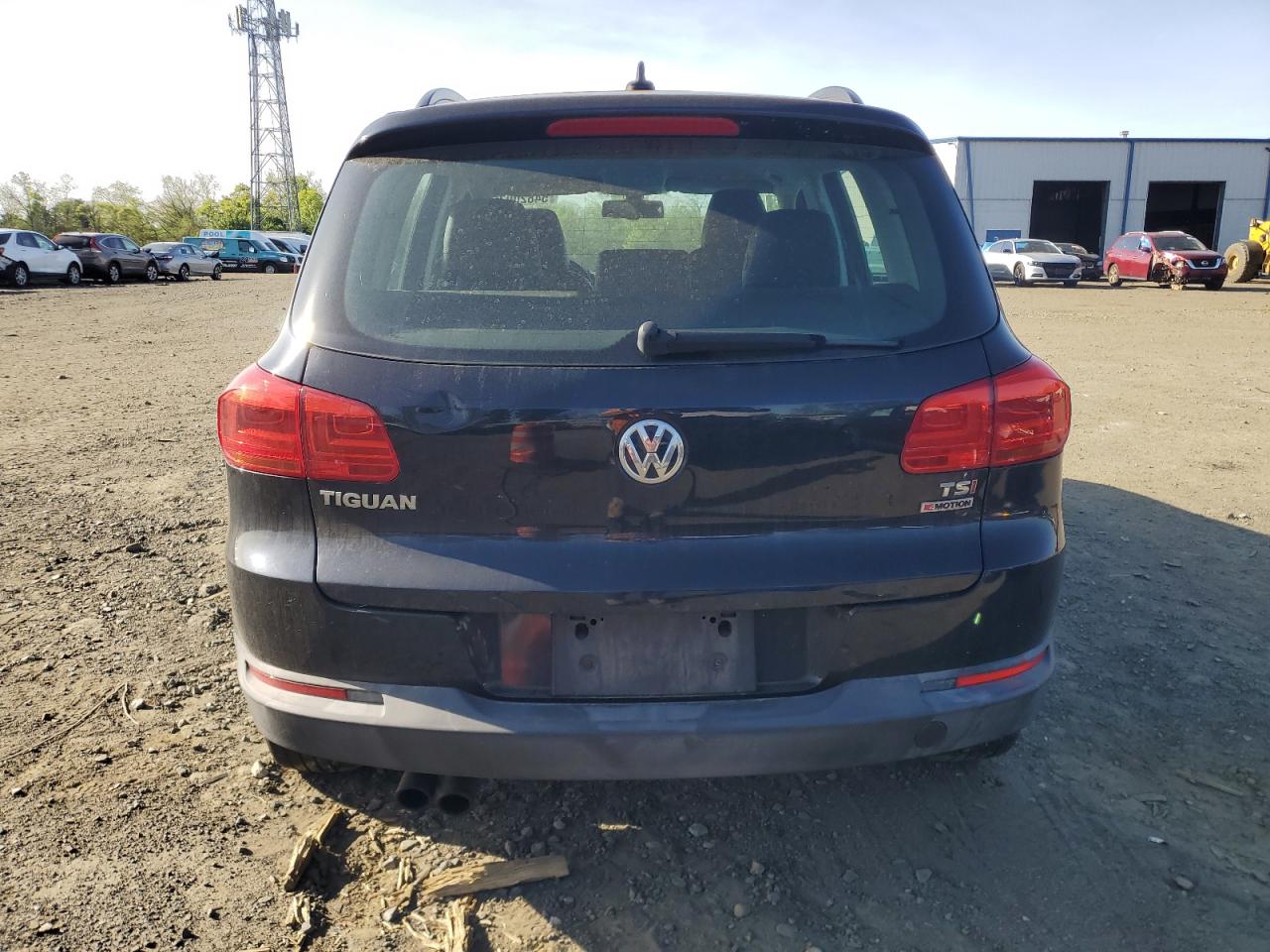 2017 Volkswagen Tiguan S VIN: WVGBV7AX0HK015303 Lot: 54820075