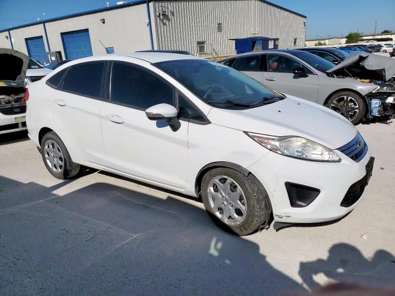 FORD FIESTA 2013 Biały