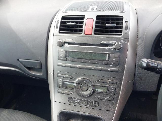 2009 TOYOTA AURIS TR S