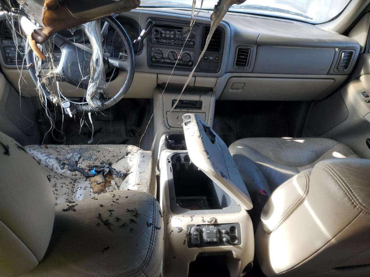 2001 GMC Yukon Xl C1500 VIN: 3GKEC16T91G284220 Lot: 52226815