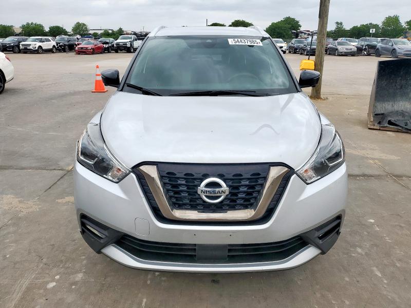  NISSAN KICKS 2020 Srebrny