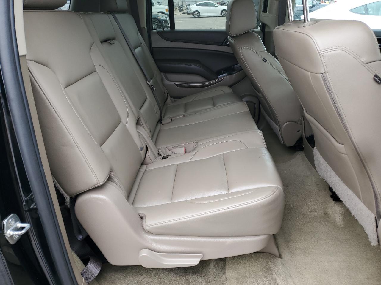 2019 Chevrolet Suburban C1500 Lt VIN: 1GNSCHKCXKR143548 Lot: 54251715