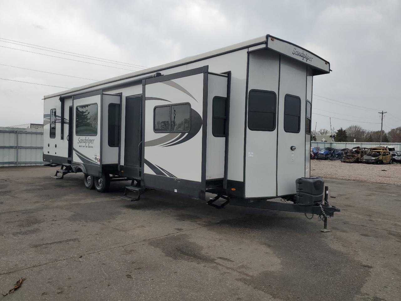 2022 Forest River Sandpiper for Sale in Ham Lake, MN - Minor Dent/Scratches
