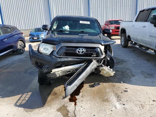  TOYOTA TACOMA 2015 Чорний