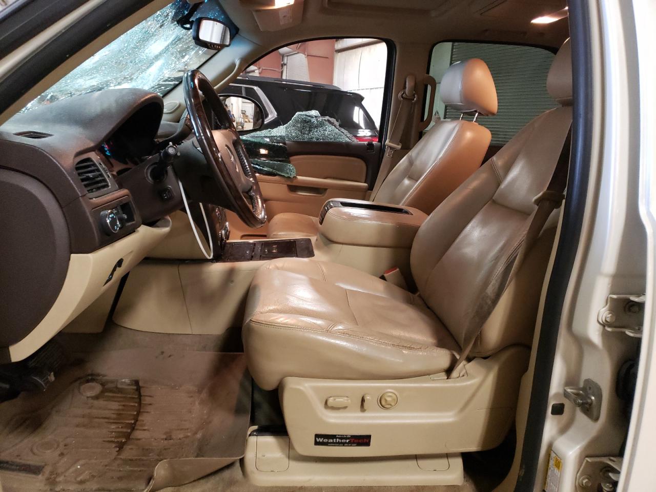 2010 GMC Yukon Denali VIN: 1GKUKEEF6AR240192 Lot: 50779785