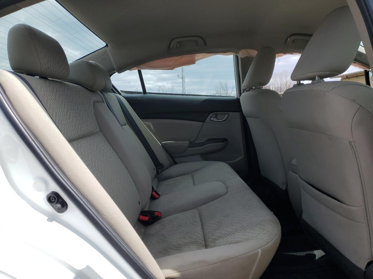 2015 Honda Civic Lx VIN: 19XFB2F57FE054396 Lot: 51992025