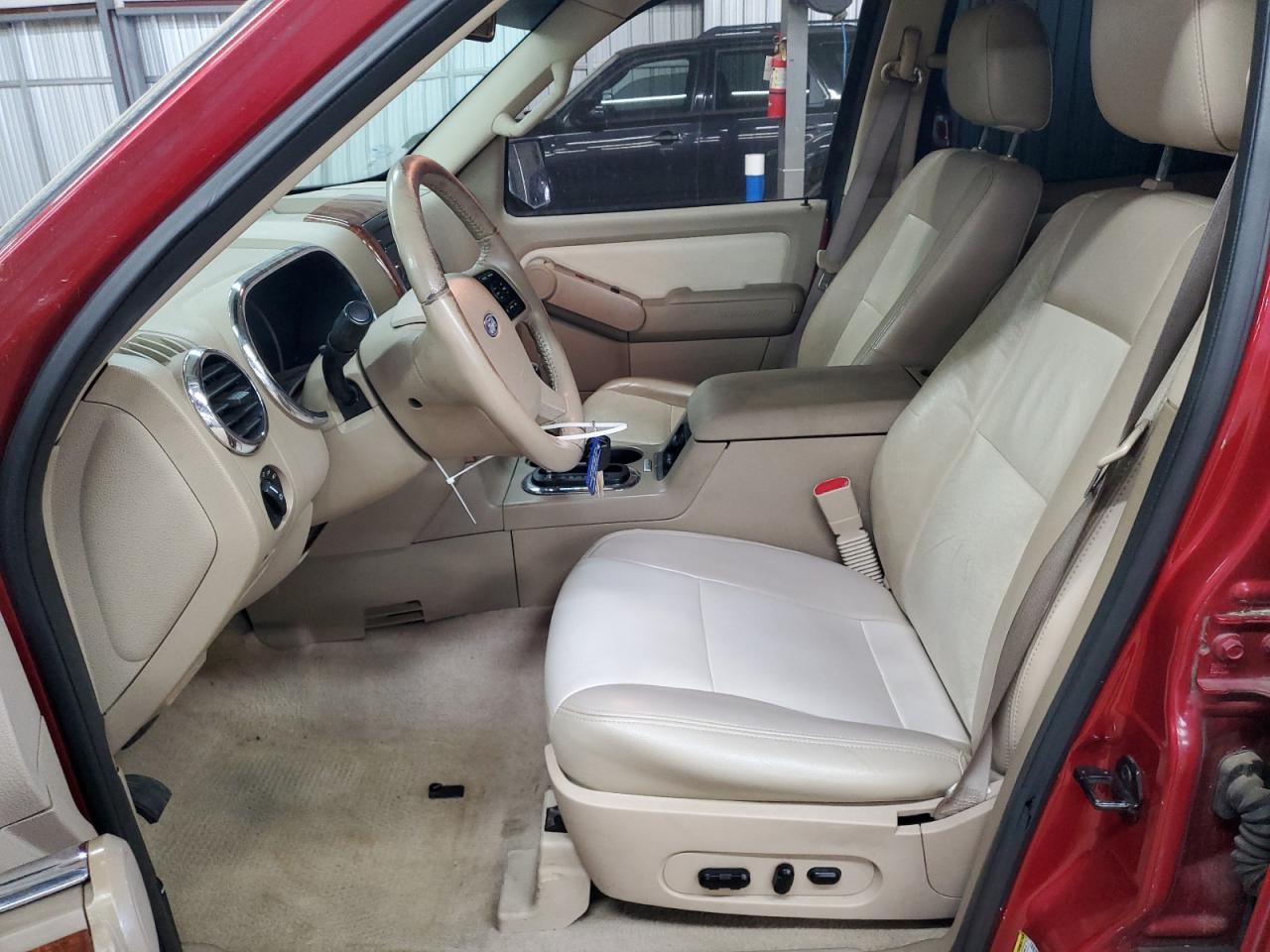 2008 Ford Explorer Eddie Bauer VIN: 1FMEU64E18UA84140 Lot: 51558505
