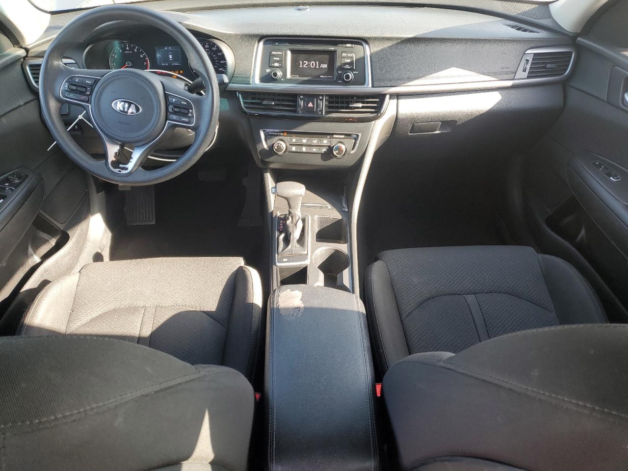 2017 Kia Optima Lx VIN: 5XXGT4L38HG131819 Lot: 52249595