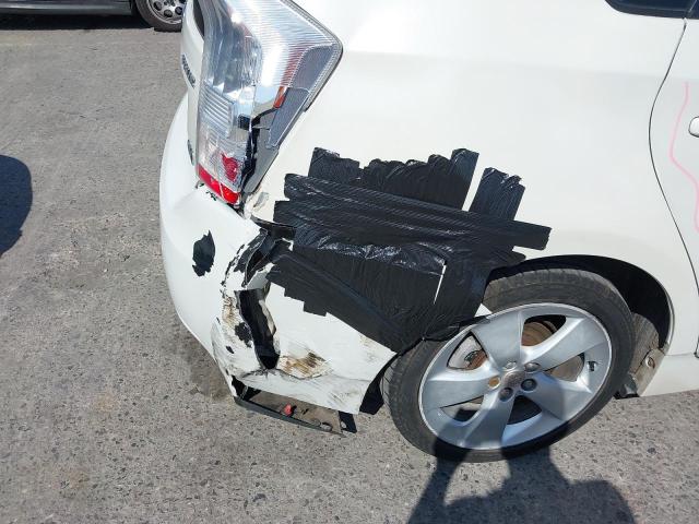 2011 TOYOTA PRIUS T4 V