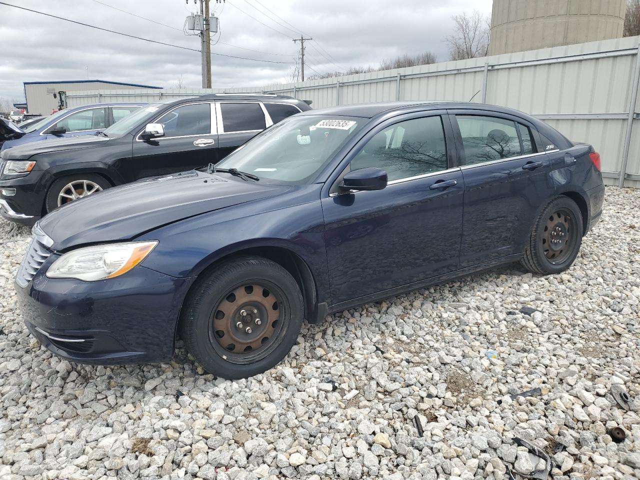 2013 Chrysler 200 Lx for Sale in Wayland, MI - Side