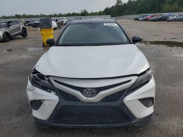  TOYOTA CAMRY 2021 Білий