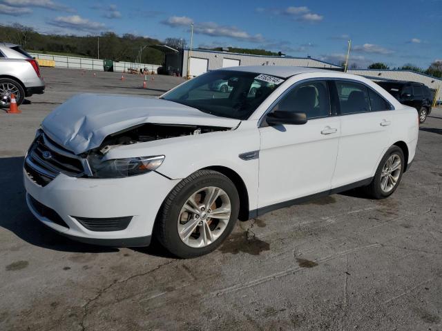 Sedans FORD TAURUS 2015 Biały