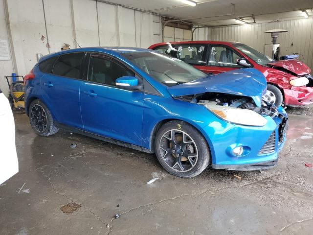 Hatchbacks FORD FOCUS 2012 Granatowy