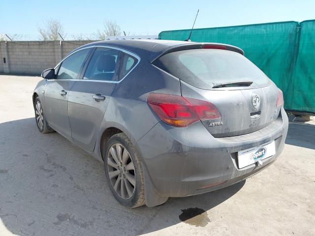 2010 VAUXHALL ASTRA SE