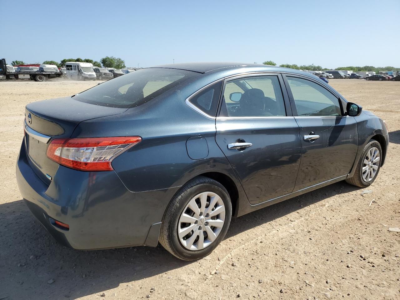 2013 Nissan Sentra - Image 3