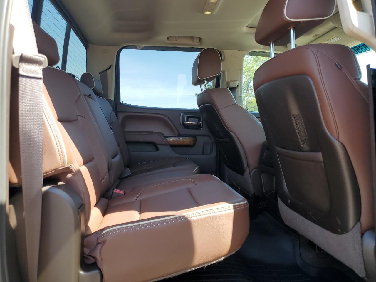 2015 Chevrolet Silverado K2500 High Country VIN: 1GC1KXE84FF635248 Lot: 53500545