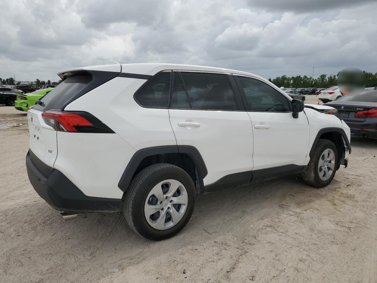 2024 Toyota RAV 4 - Image 3