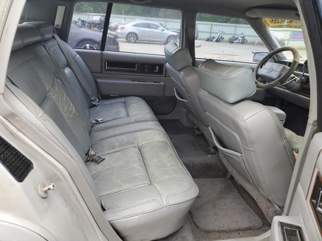 1990 Cadillac Deville VIN: 1G6CD5335L4264884 Lot: 54398355