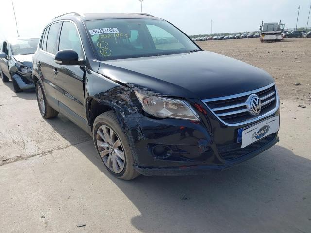 2011 VOLKSWAGEN TIGUAN MAT