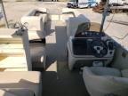 New Orleans, LA에서 판매 중인 2005 Sun Tracker Fish Barge - Front End