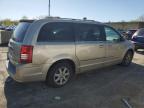 2009 Chrysler Town & Country Touring იყიდება Marlboro-ში, NY - Minor Dent/Scratches
