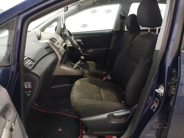 2010 TOYOTA VERSO