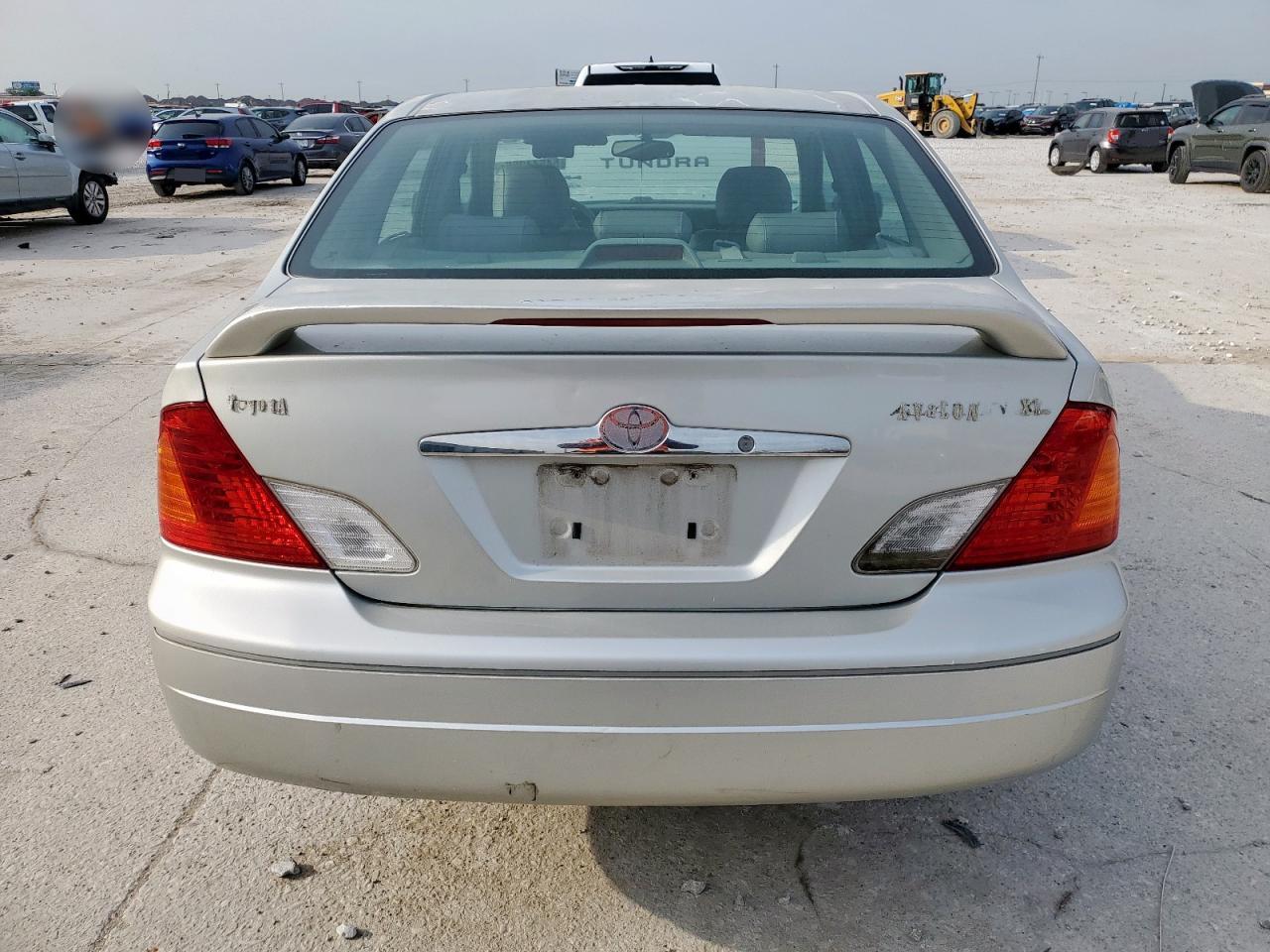 4T1BF28B22U200555 2002 Toyota Avalon Xl
