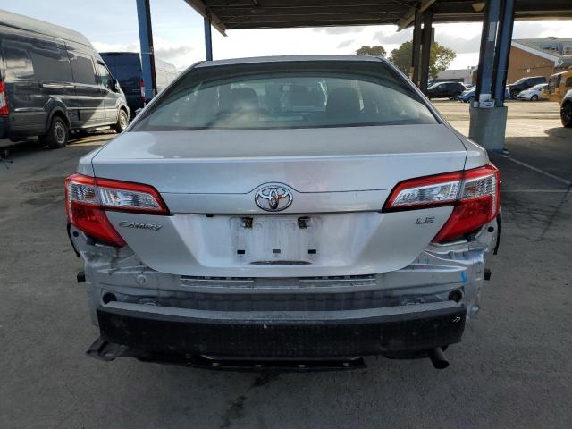 TOYOTA CAMRY 2014 Серебристый
