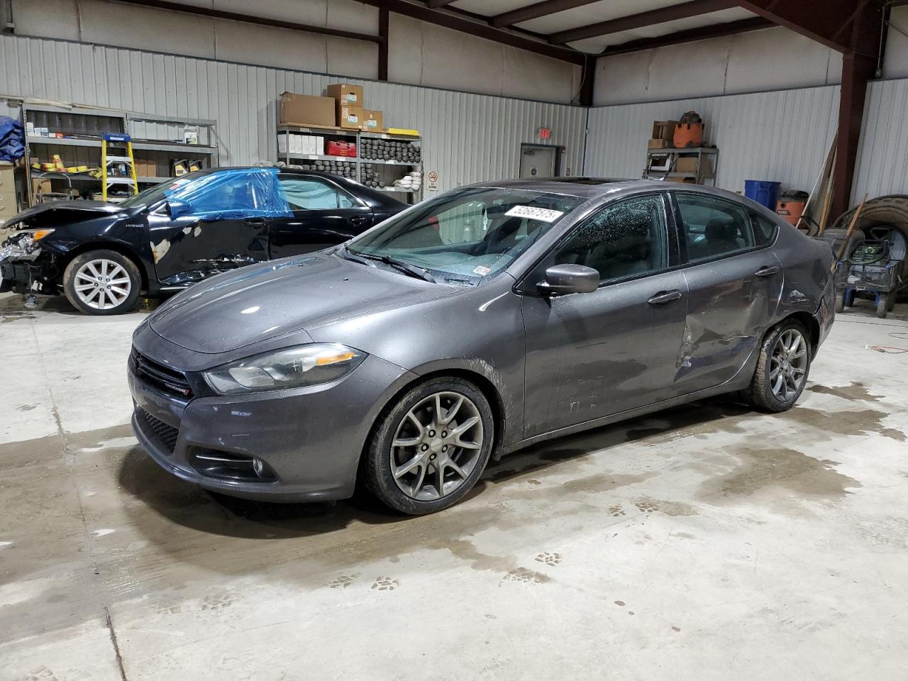 2014 Dodge Dart Sxt for Sale in Chambersburg, PA - Rear End