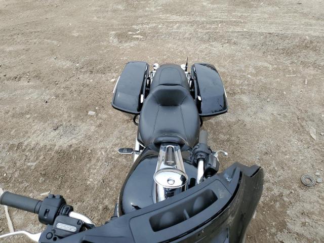  HARLEY-DAVIDSON FL 2020 Чорний