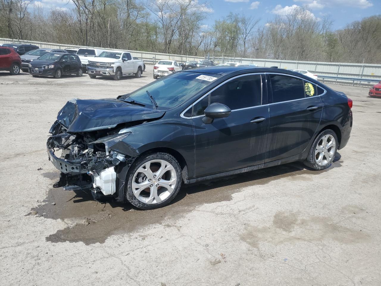 2017 Chevrolet Cruze Premier en Venta en Ellwood City, PA - Front End