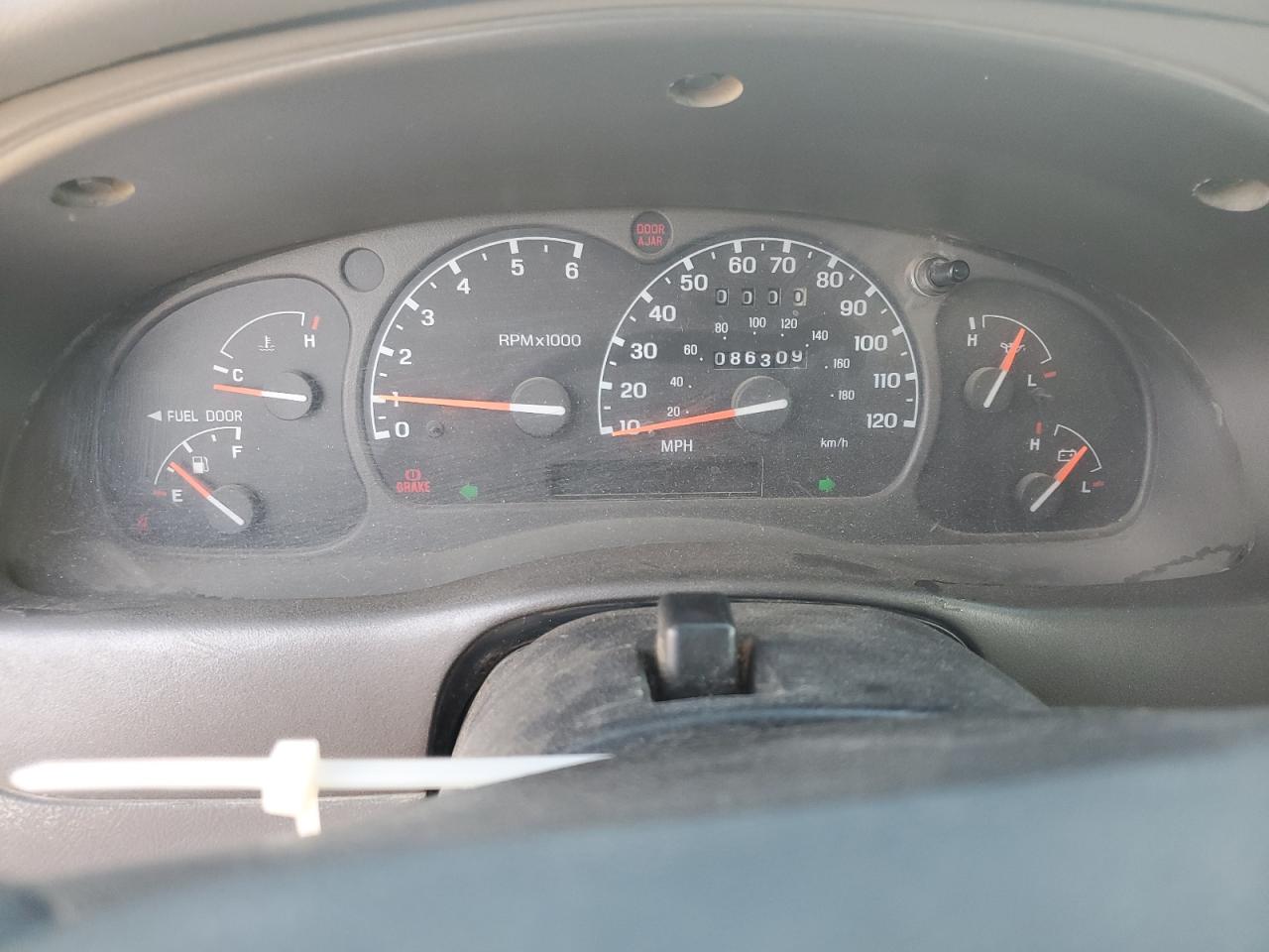 2003 Mazda B3000 Cab Plus VIN: 4F4YR16U13TM01916 Lot: 53642875