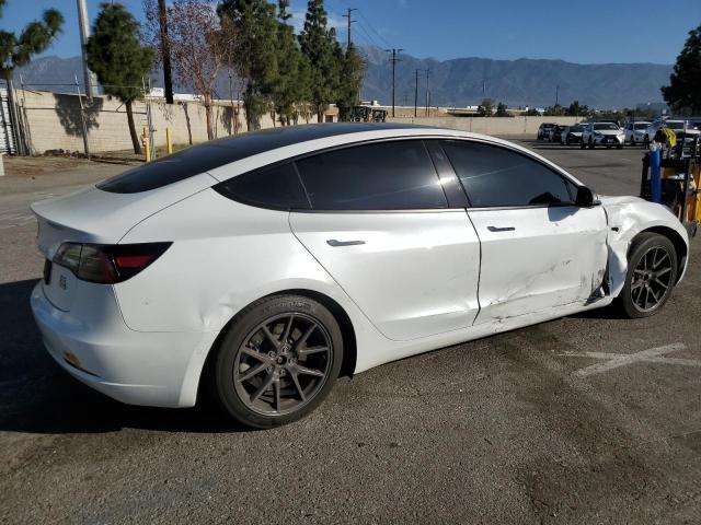  TESLA MODEL 3 2022 Белый