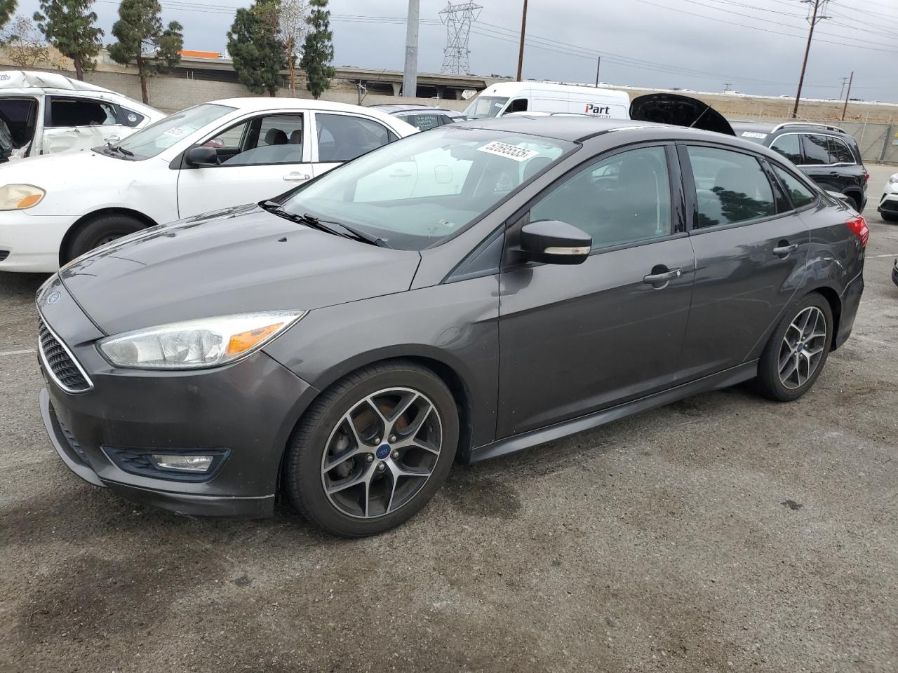 Rancho Cucamonga, CA에서 판매 중인 2015 Ford Focus Se - Rear End