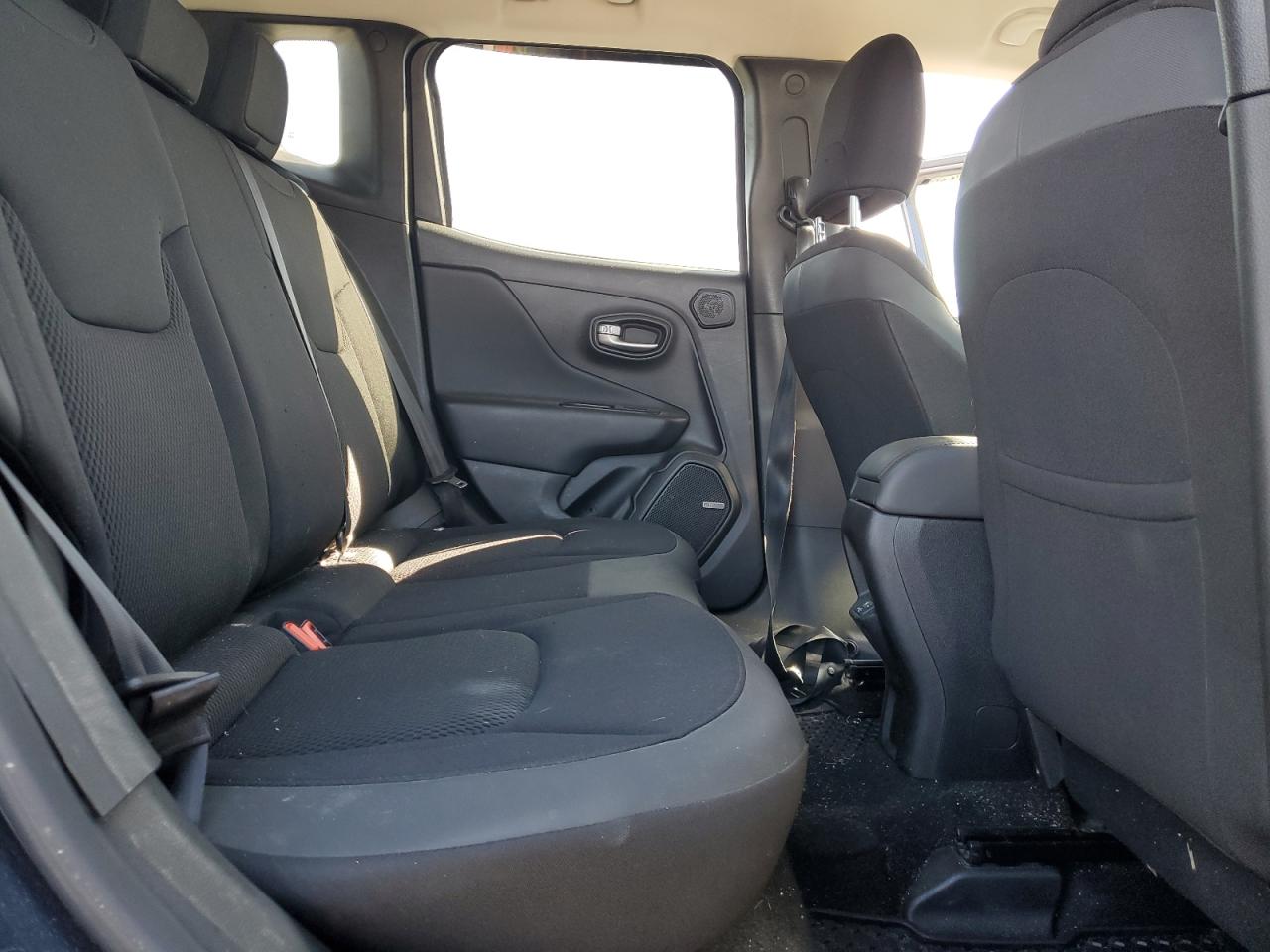 2020 Jeep Renegade Latitude VIN: ZACNJBBB5LPL24201 Lot: 54061555