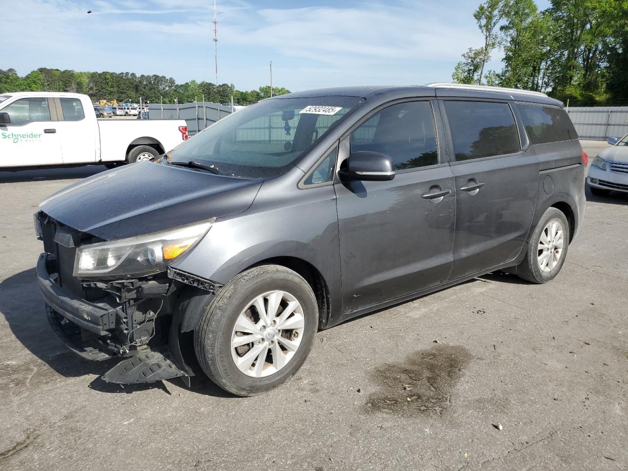 2015 Kia Sedona Lx للبيع في Dunn، NC - Front End