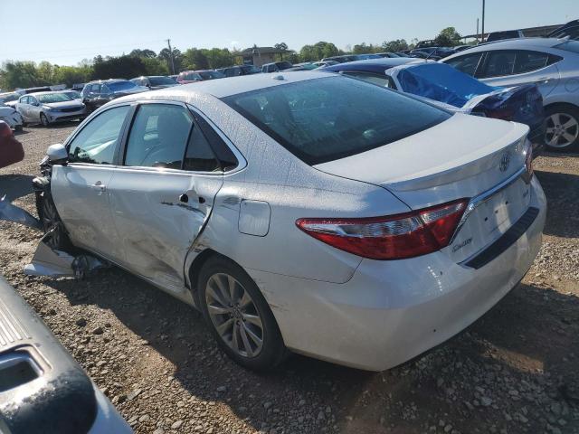 Sedans TOYOTA CAMRY 2017 Biały