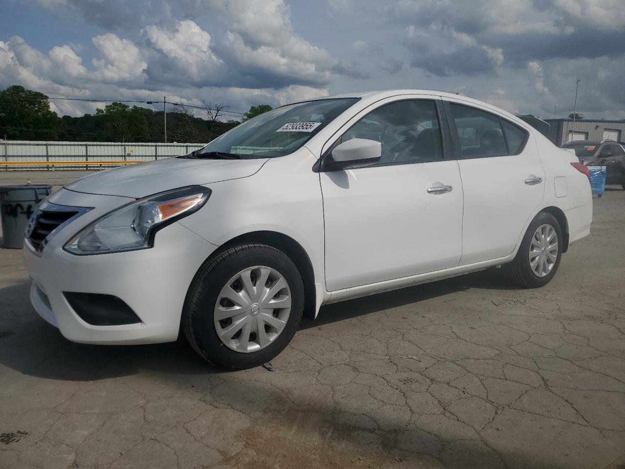 2015 Nissan Versa S на продаже в Lebanon, TN - Water/Flood
