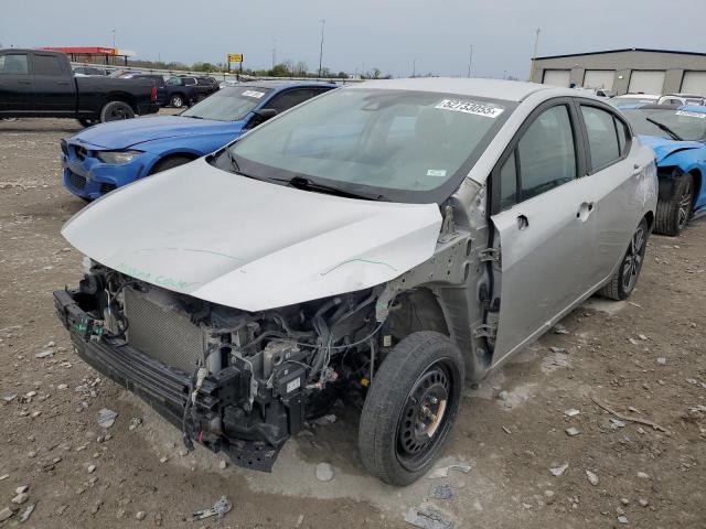  NISSAN VERSA 2021 Сріблястий