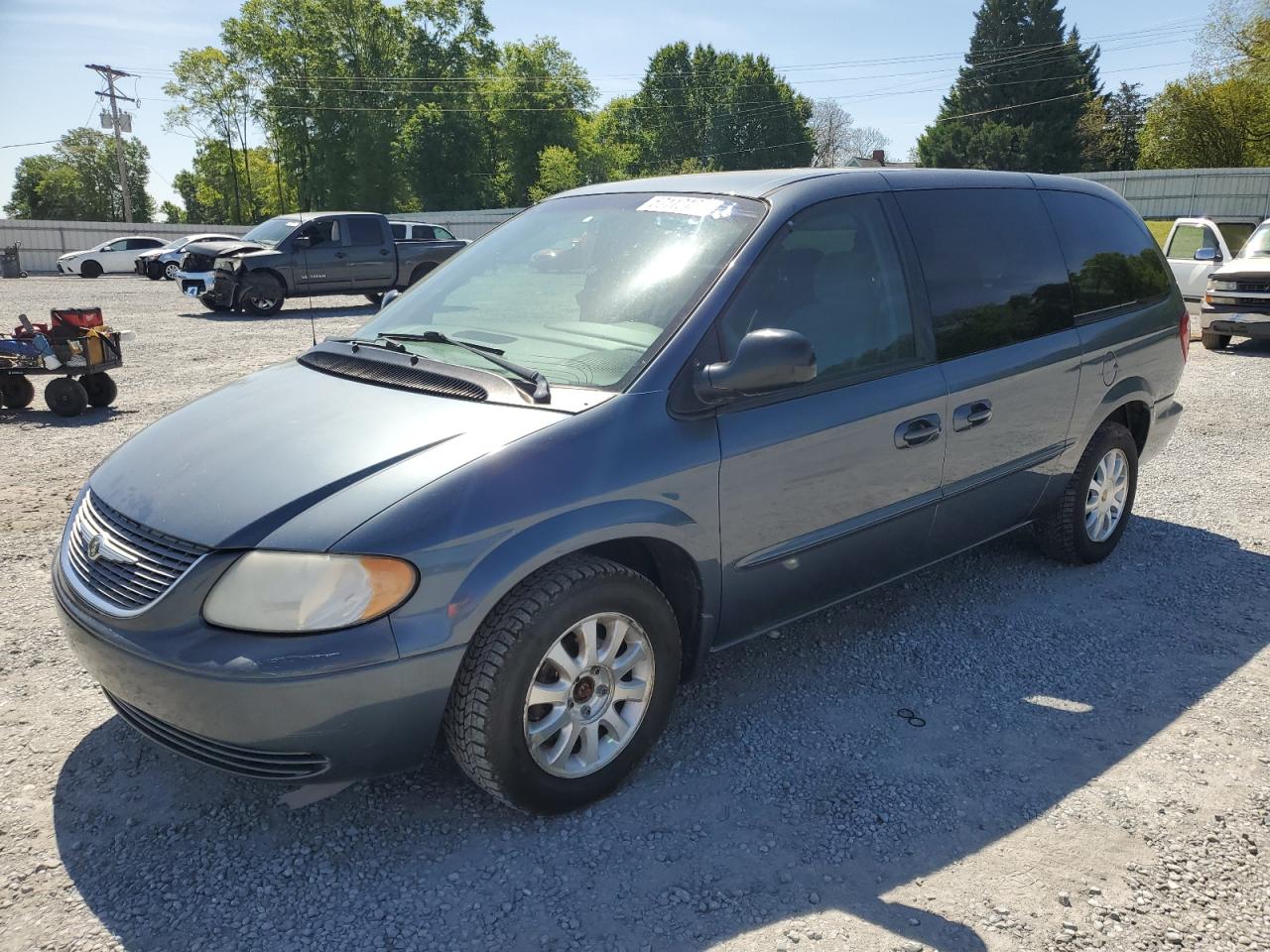 2002 Chrysler Town & Country Lx for Sale in Gastonia, NC - Rear End