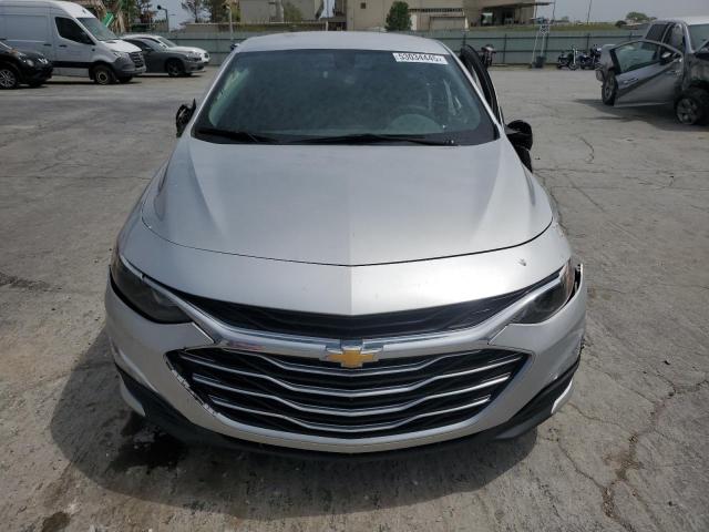  CHEVROLET MALIBU 2019 Srebrny