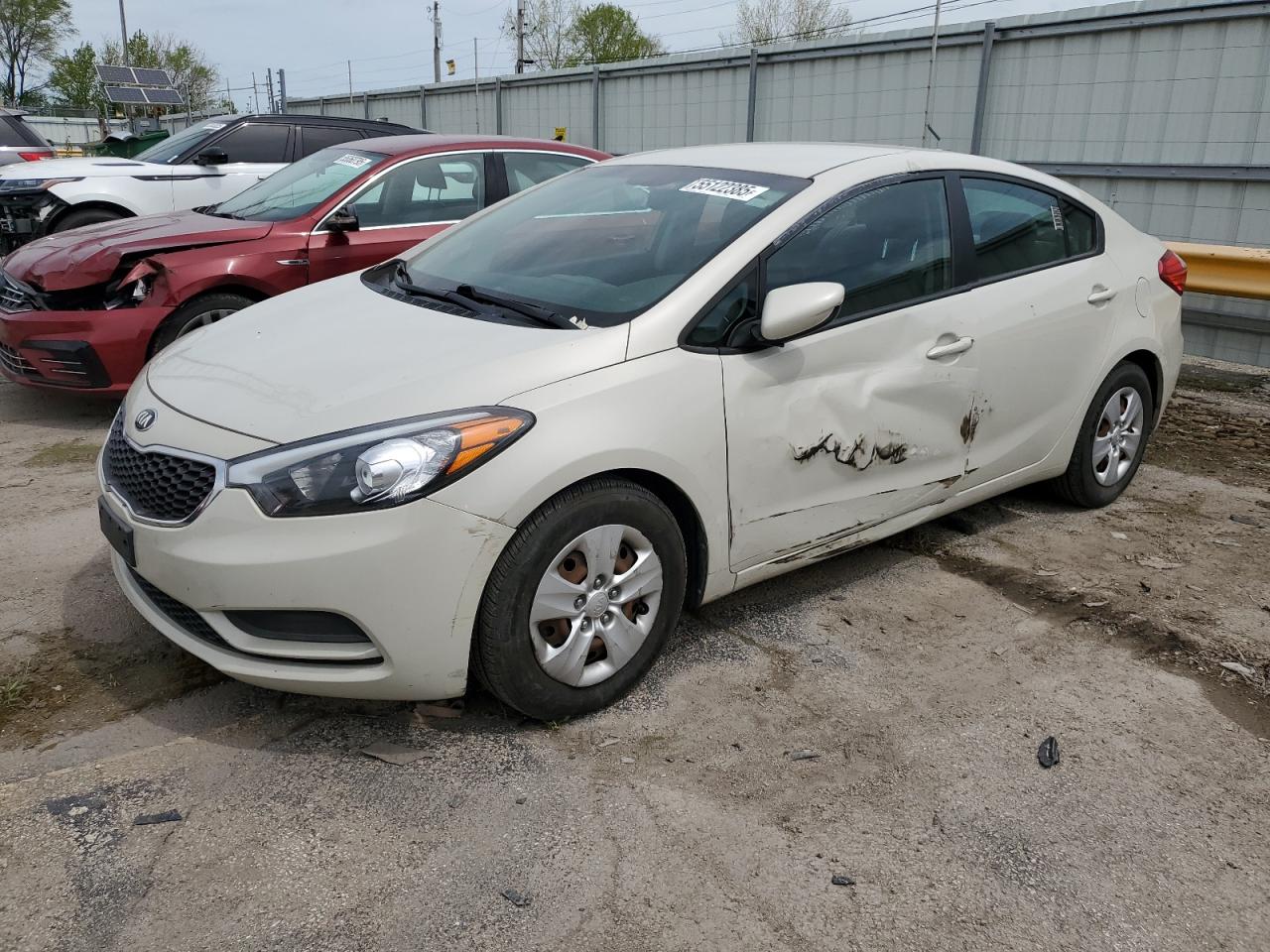 Dyer, IN에서 판매 중인 2015 Kia Forte Lx - Side